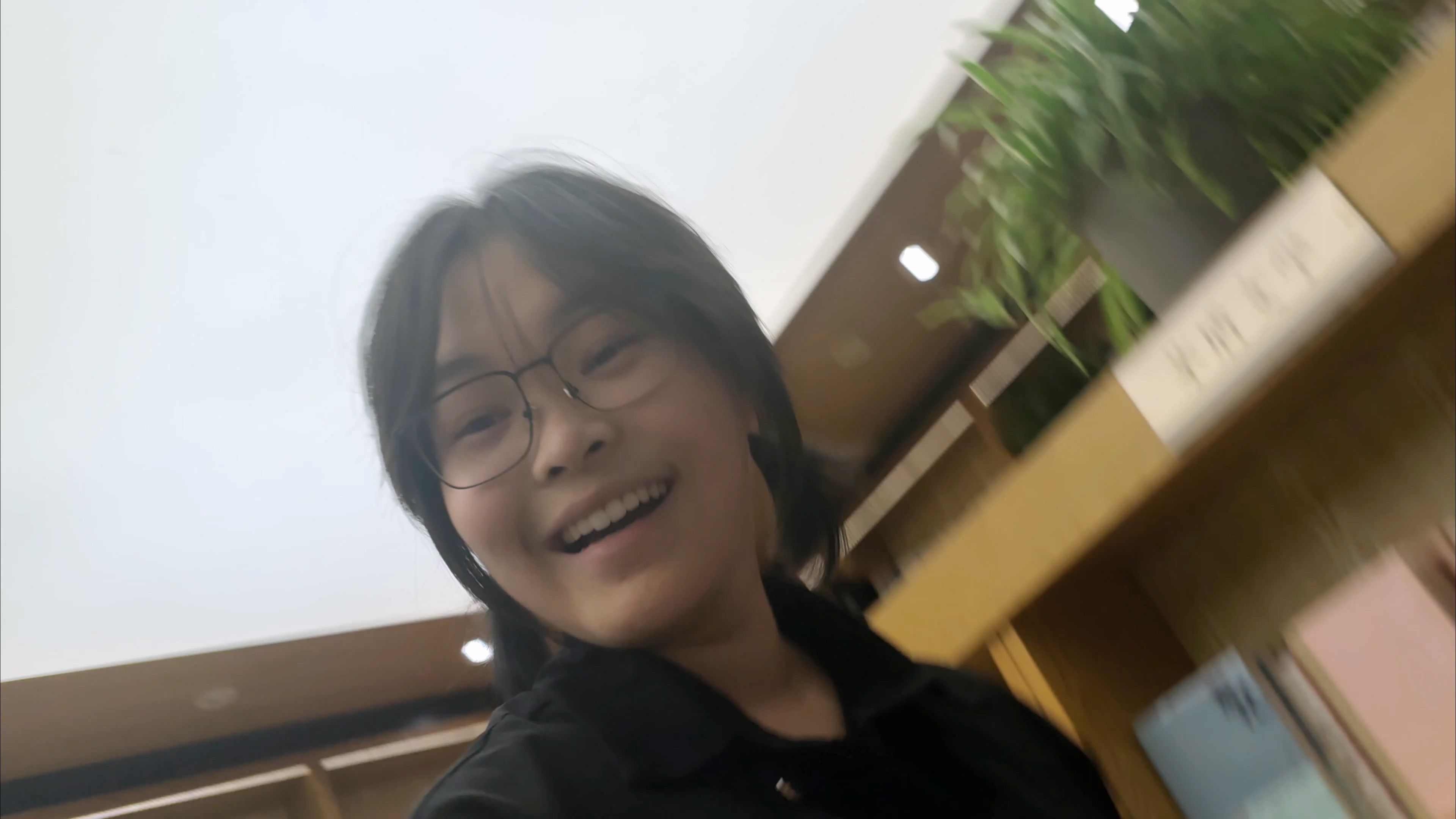 5464845.mp4_20250920_082835.722.jpg