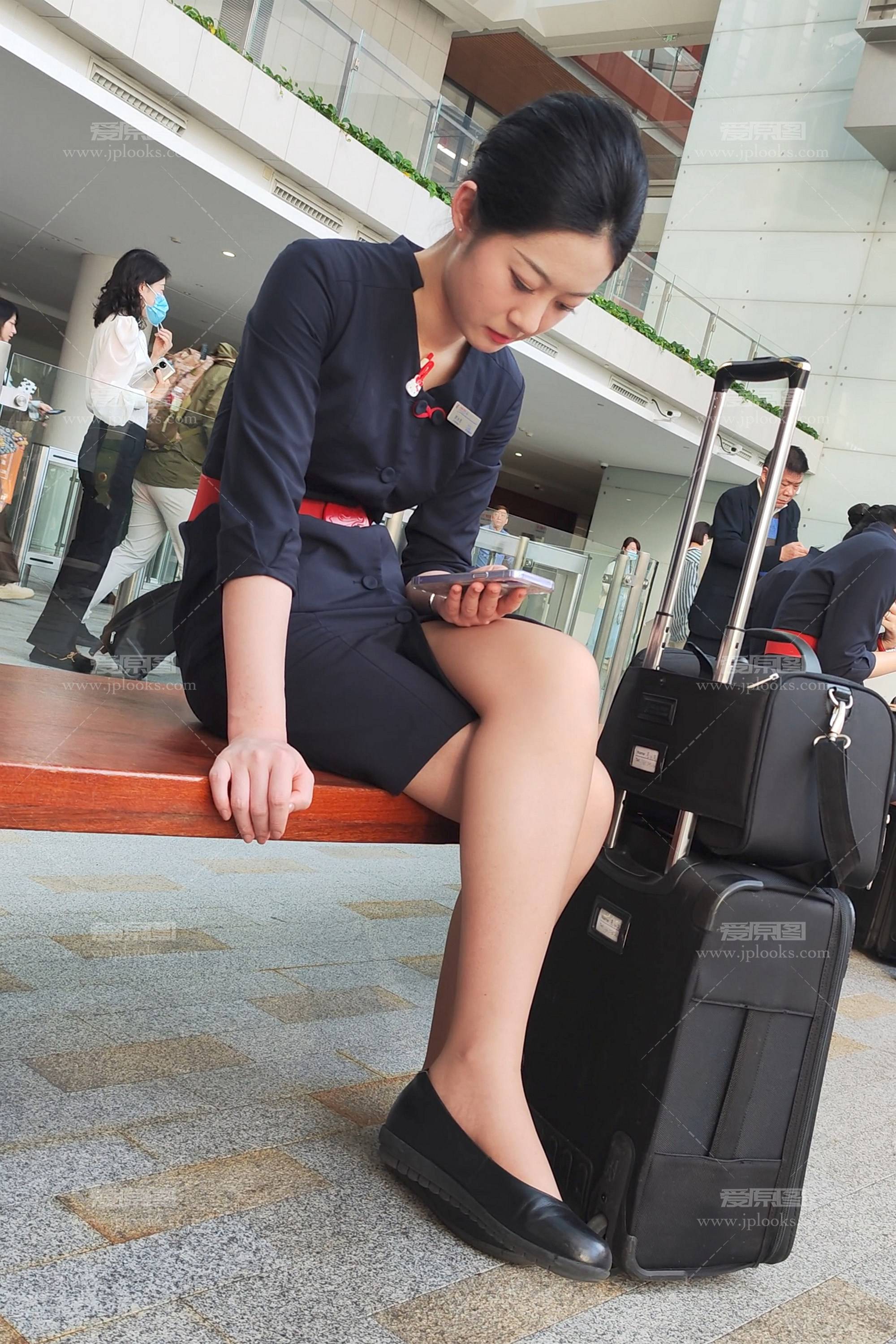 Screenshot_2025-09-21-23-41-14-886_com.miui.mediaviewer_副本.jpg