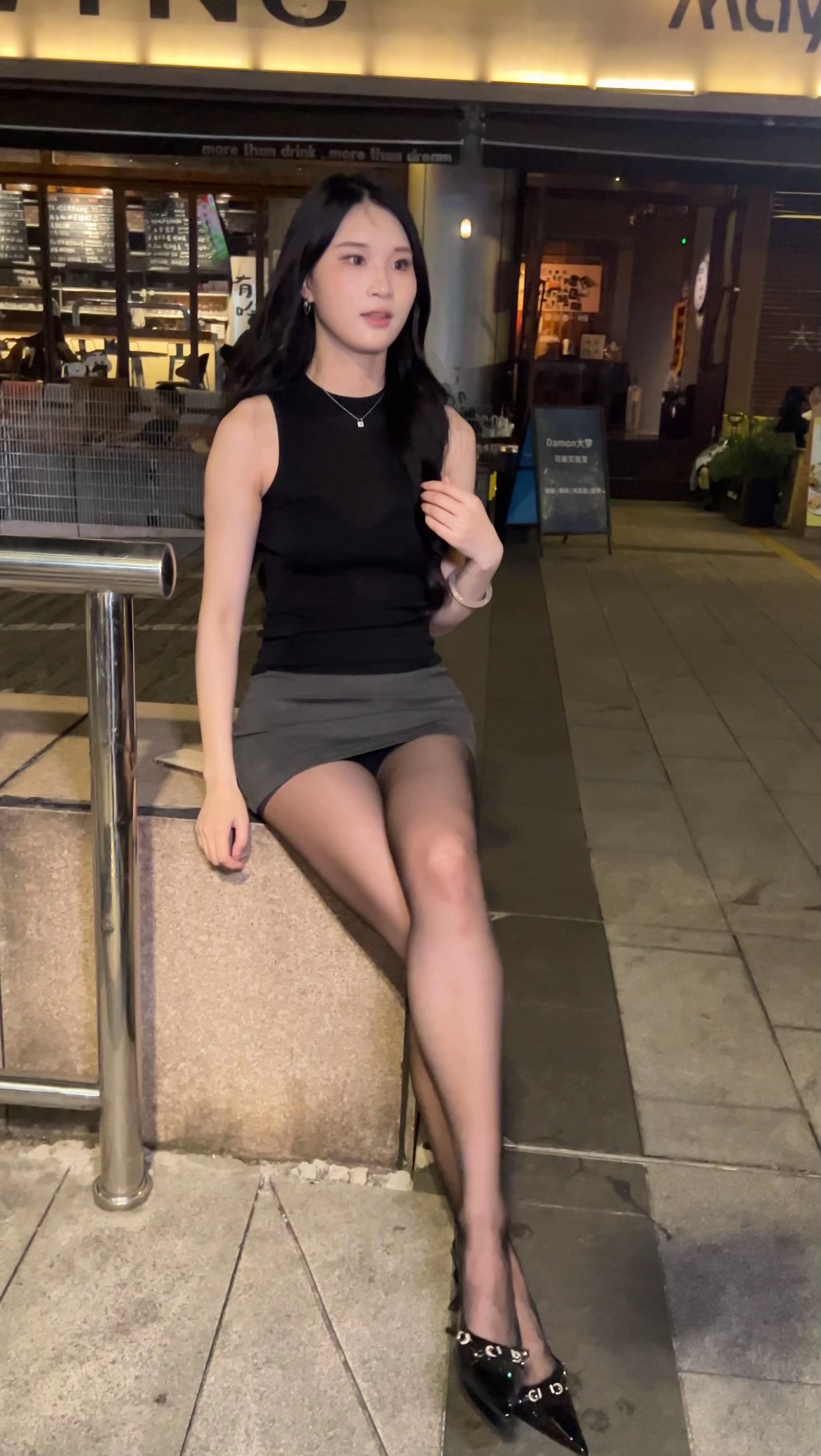 1758695198852.jpeg