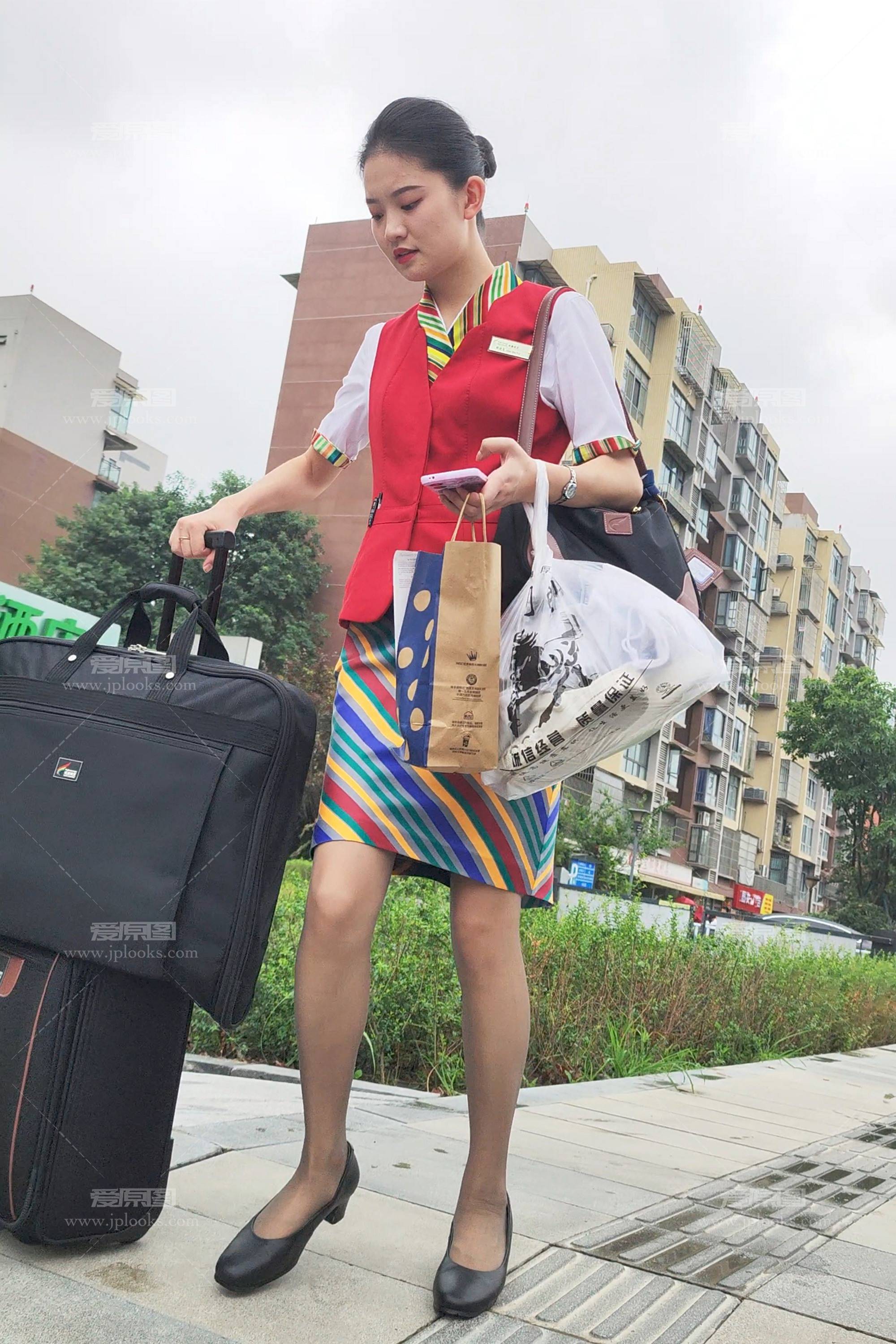 Screenshot_2025-09-28-02-19-41-793_com.miui.mediaviewer_副本.jpg