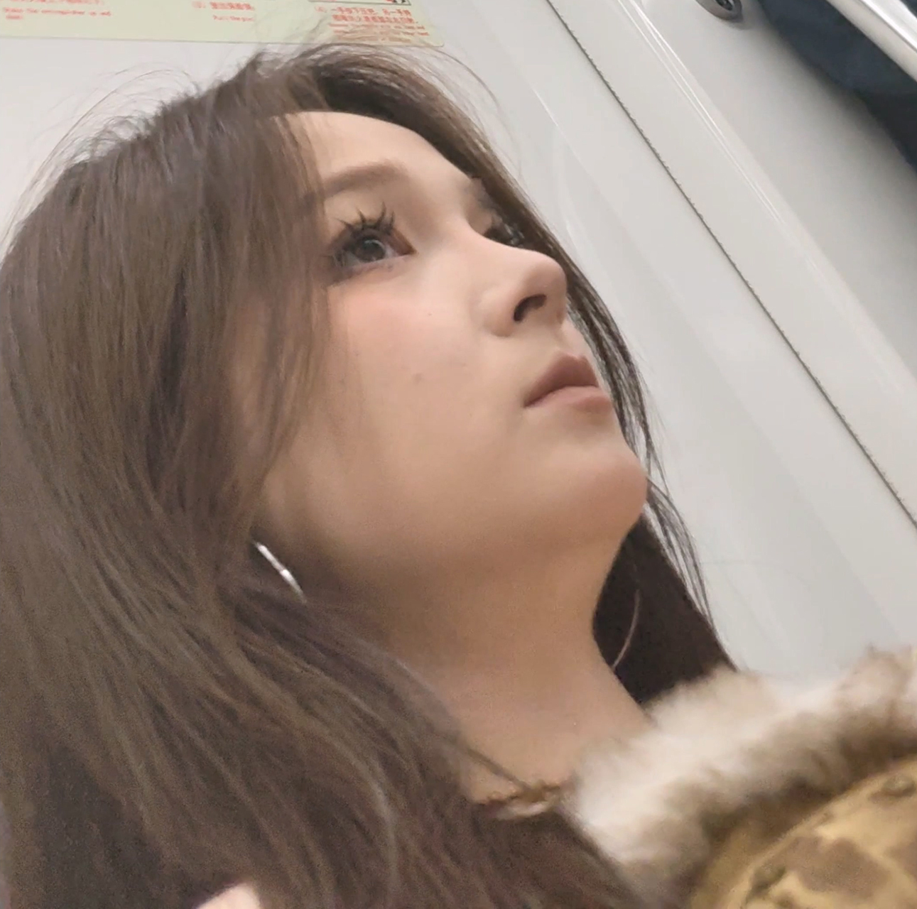 7gyzlndkscx.mp4_20250930_105638.920.jpg