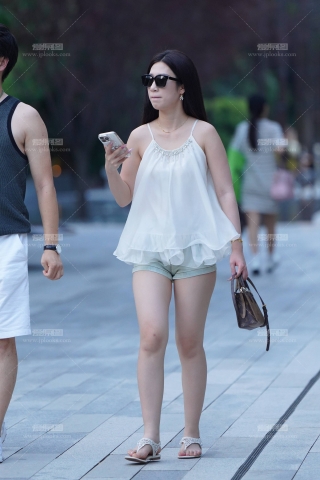 250802-20热裤美腿