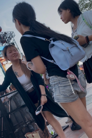纹腿小妹直拍