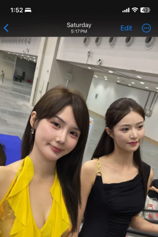 小思佳和洛洛