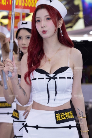 LB090-49P 杭州台球展-顶级百万网红香菜婷的美胸和油亮白丝